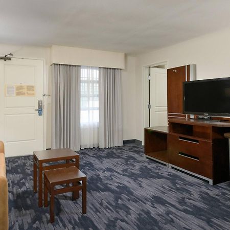Fairfield Inn & Suites San Diego Old Town Екстериор снимка