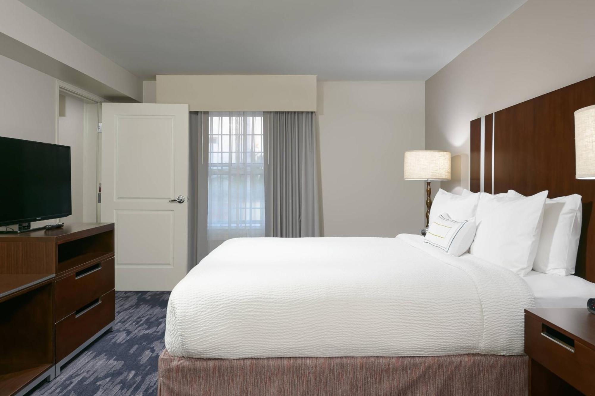 Fairfield Inn & Suites San Diego Old Town Екстериор снимка