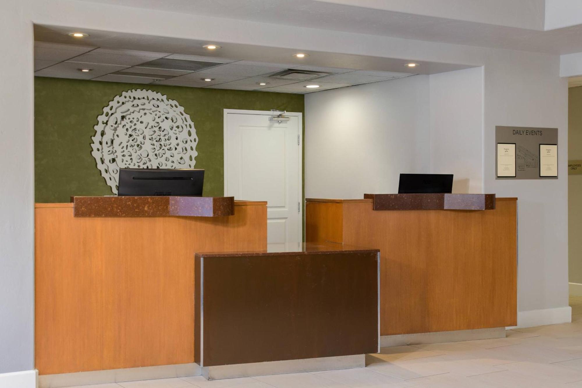 Fairfield Inn & Suites San Diego Old Town Екстериор снимка