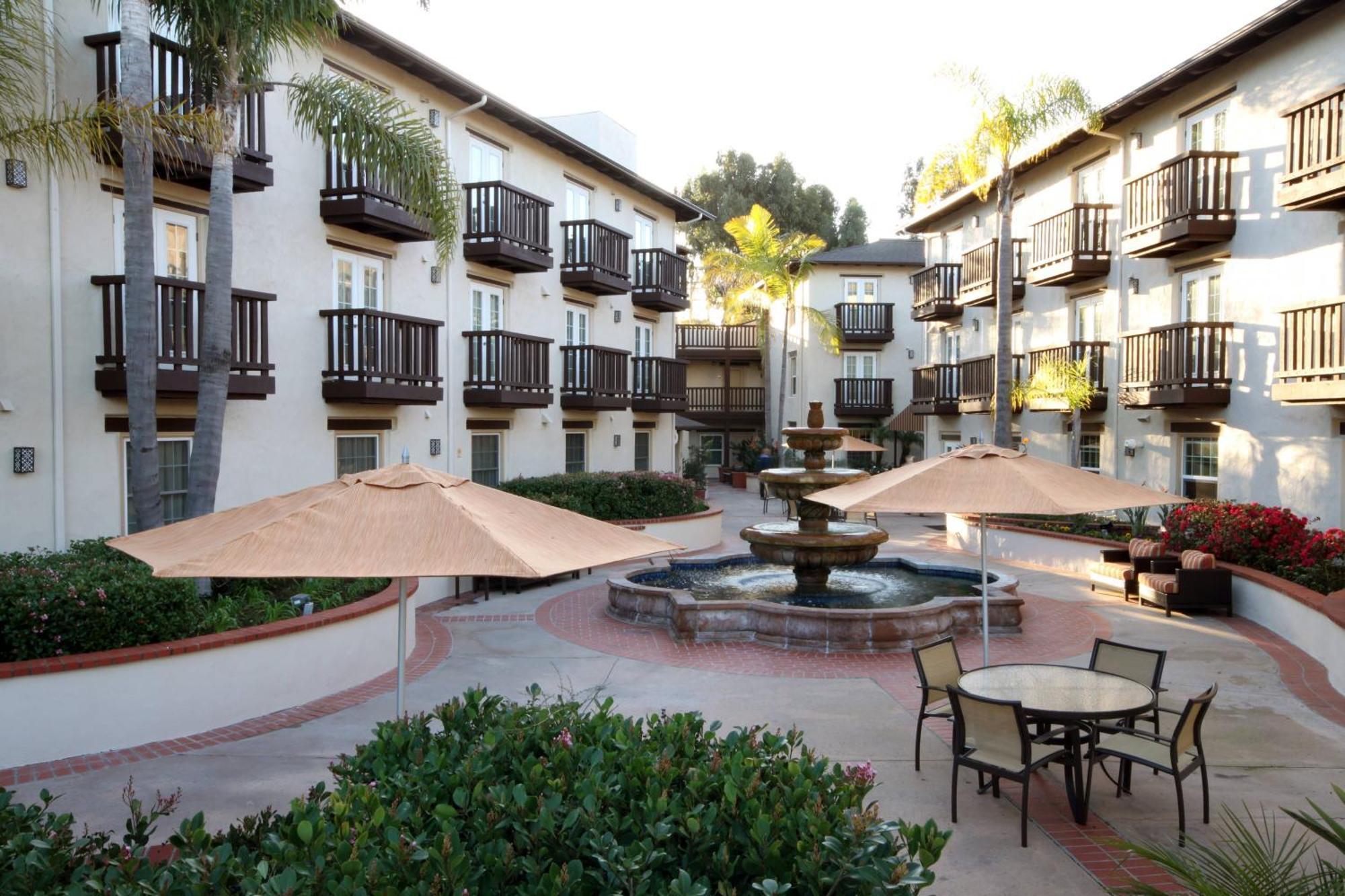 Fairfield Inn & Suites San Diego Old Town Екстериор снимка